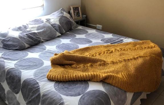 Cómoda habitación privada en casa compartida in Esquel