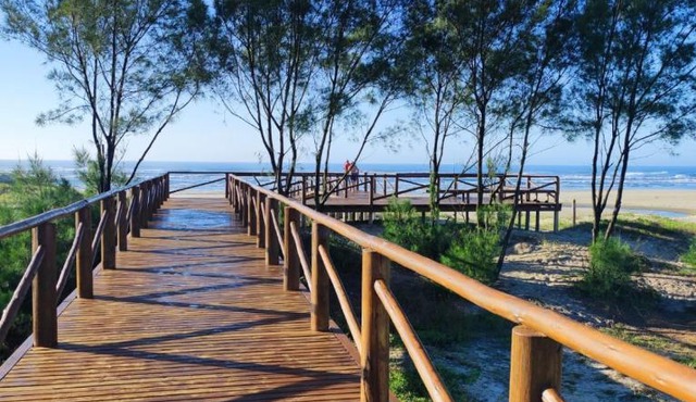 Casa 100m da Praia, Sinuca e Churrasqueira