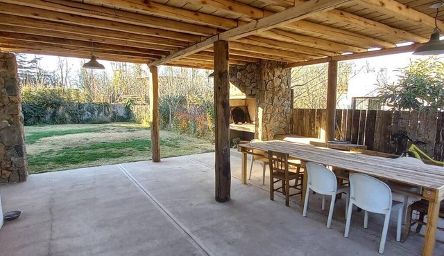 Casa alegre con chimenea interior in Ciudad Lujan de Cuyo