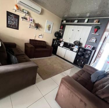 Casa com piscina in Belém