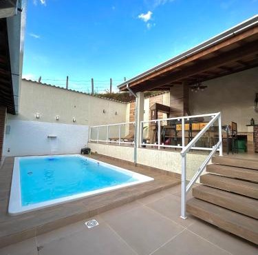 Casa com Piscina em Marmelópolis in Marmelopolis