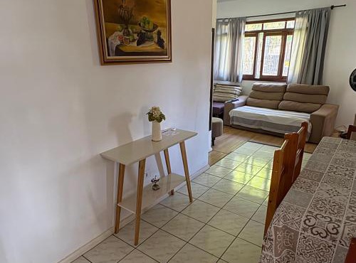 Casa com varanda próximo da Natureza