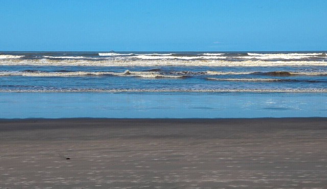 Casa com WiFi e churrasq a 500m da Praia de Suarão in Itanhaém