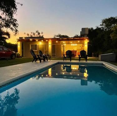 Casa con piscina Paso de la Patria. Bitcoin's House.