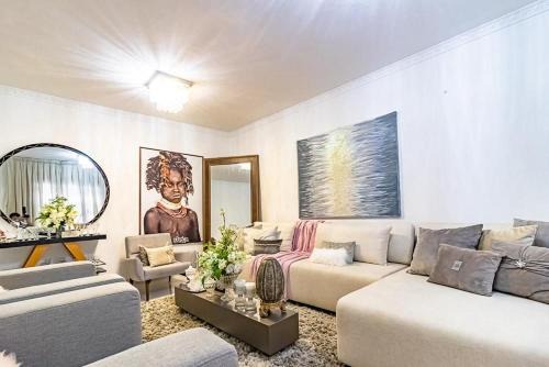 CASA CONFORTÁVEL, 5 SUITES e 1 QUARTO in Belém