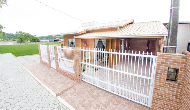 Casa da Vovó éte, enjoy your vacation, on the beaches or at Beto Carrero Park.