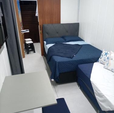 Casa do Tião Refugio em Container 50metros do mar, 15km Beto Carrero e 3km do Aeroporto e Porto de Navegantes Centro da Cidade NÃO RECEBEMOS FUMANTES in Navegantes