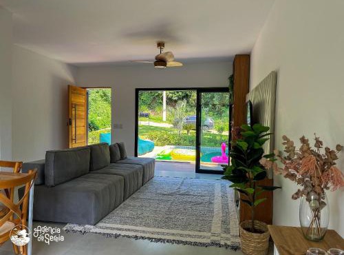 Casa em condomínio perto da Praia da Feiticeira in Ilhabela