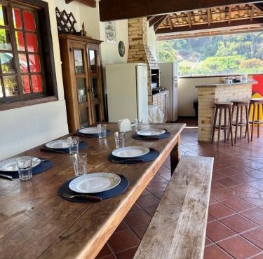 Casa em Secretário a 800 metros do centro de Secretário chacaradosolsecretario in Araras Petropolis