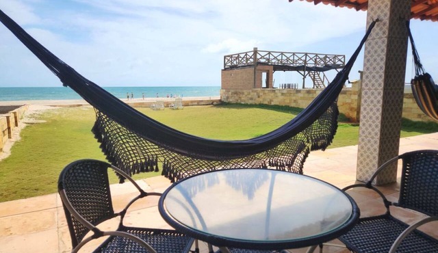 Casa Pé na Areia com Piscina e Ar em Morro Branco in Beberibe