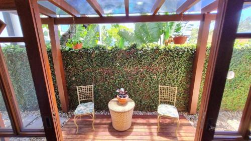 Casa Paraíso com piscinas e espaço gourmet