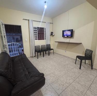 Casa para 5 pessoas, 1 vaga de garagem, wi-fi, próximo EMS in Hortolândia
