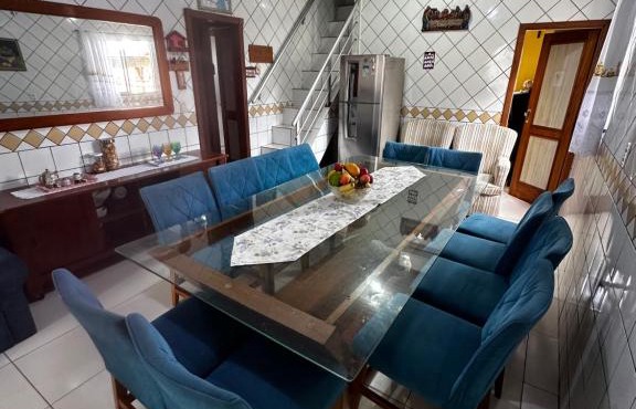 Casa período COP 30 com 7 quartos sendo 5 suítes in Belém