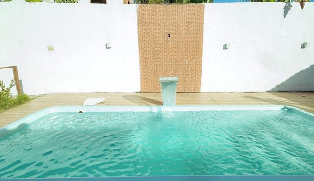 Casa pet-friendly com piscina de frente para o mar in Ilhéus