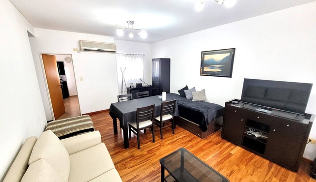 Centrico y muy Completo Departamento in La Plata