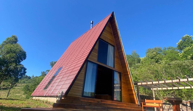 Chalet with exclusive access near Caminhos de Pedra and Vale dos Vinhedos.