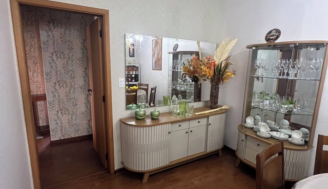 Charming and cozy apartment in a high-end condominium with a great location.