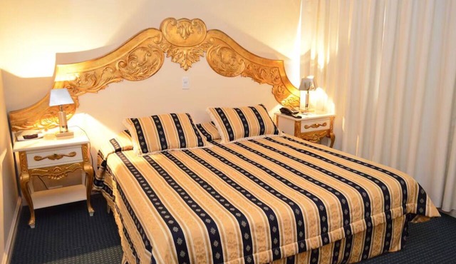 Charming Space w/Laqueada Wood Decor + “O Desbravador” Nearby in Santa Catarina