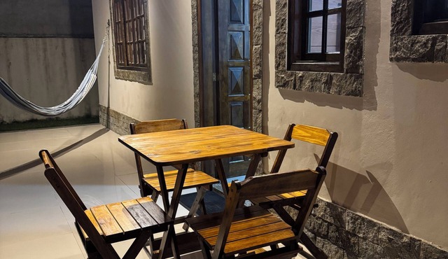 Comfortable house – 2 bedrooms, gated community and garage in a great location.