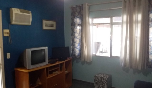 Comfortable house near the beach and the center