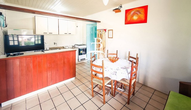 Condominium with pool House with terrace and barbecue