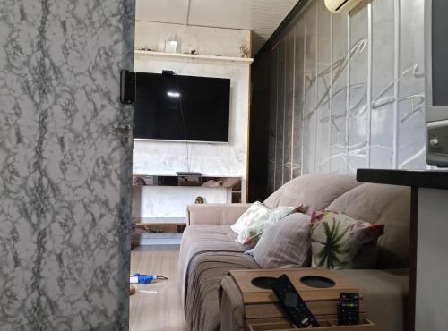 Container Premium com Banheira e Secadora, a 5min do centro, próximo a Br-280 e br-101 in Araquari