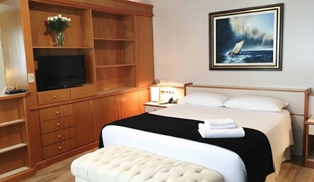 Cosmos Hotel
