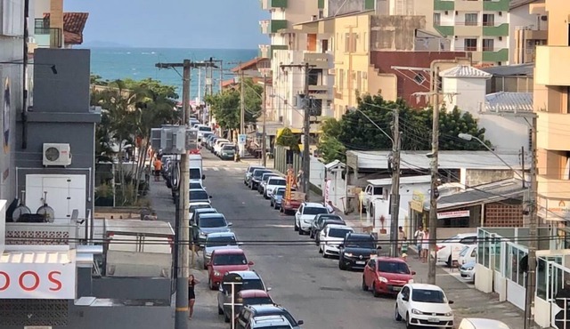 Coverage 250m from the beach