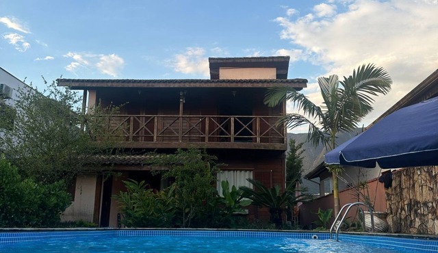 Cozy and comfortable house in the Morada da Praia condominium, with security and leisure facilities.