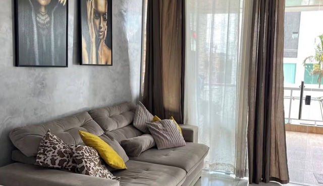 Cozy apartment in Belém, close to the main tourist attractions. in Belém