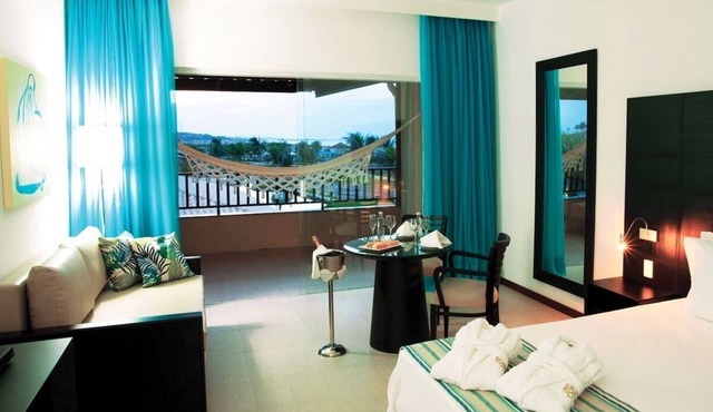 Dom Pedro Laguna Beach Resort & Golf in Aquiraz