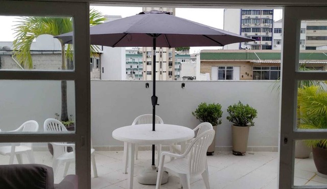 Duplex Penthouse in Ipanema - 3 blocks from Ipanema beach, 400 meters from the beach. in RJ