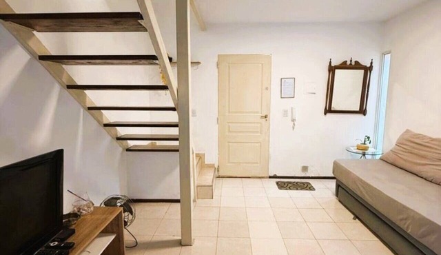 Duplex-style apartment in the area near the hospitals and the medical school in Rosario