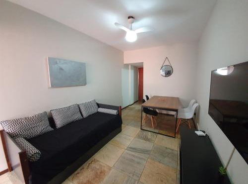Econômico apartamento perto da praia em Jardim Camburi