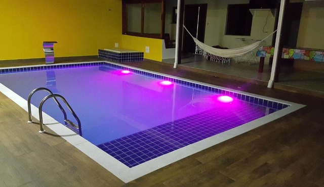 Edícula com Piscina