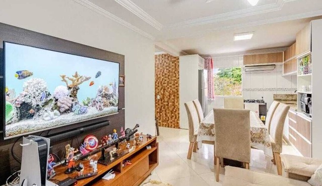 English Terrace: 2 bedrooms, 3 beds, charcoal barbecue, air conditioning.