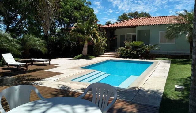 Excellent beach house with pool, barbecue, pizza oven and sauna.