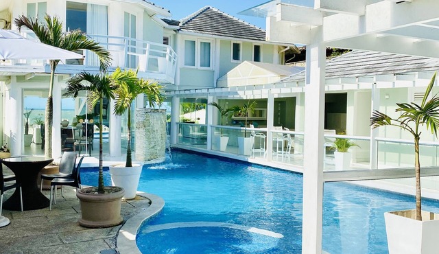Fantastic Beachfront Mansion /New Year's Eve minimum of 7 nights
