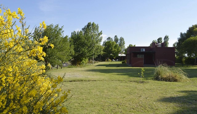 FINCA SILVESTRE CABINS IN SAN RAFAEL, MENDOZA in Capitán Montoya