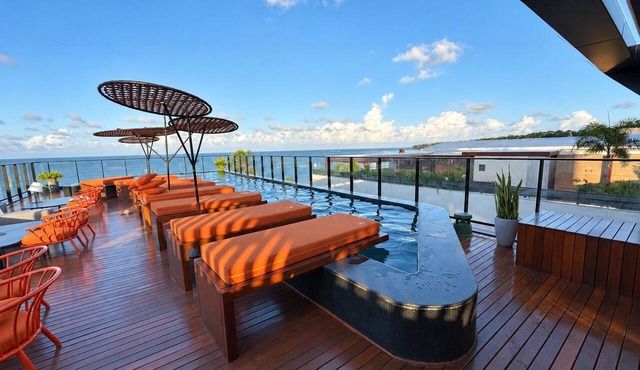 Flat beira-mar Cabo Branco com rooftop AH213 in João Pessoa