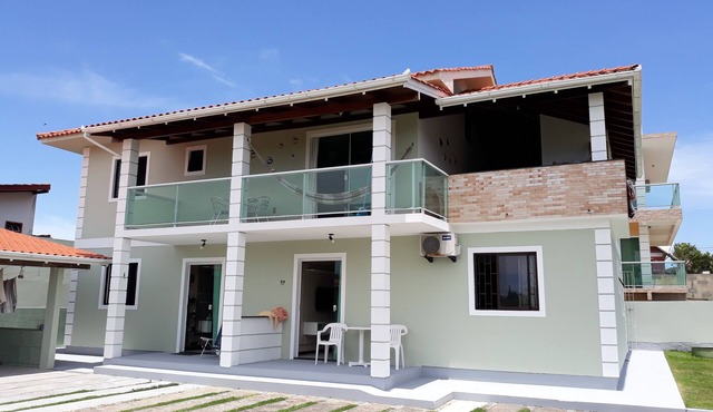 Great townhouse-style apartment - Santinho/Ingleses.