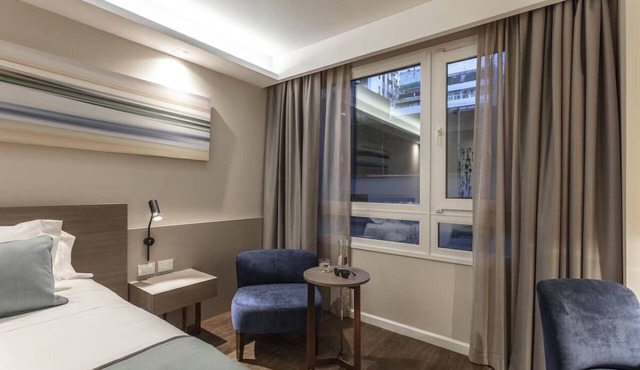 Group City Getaway! 3 Elegant Units w/Lounge Bar, Spa, & Cultural Sights! in San Nicolas