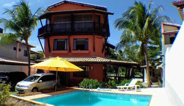 Guarajuba 6/4 (5 with air conditioning), Swimming pool. 399 m². Accommodates 12 to 18 guests. in Guarajuba