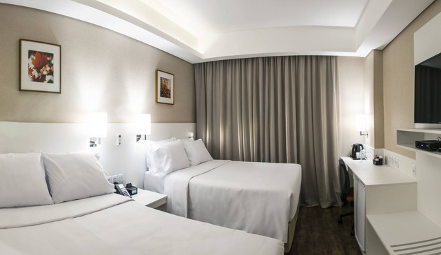 Holiday Inn Express Farroupilha by IHG