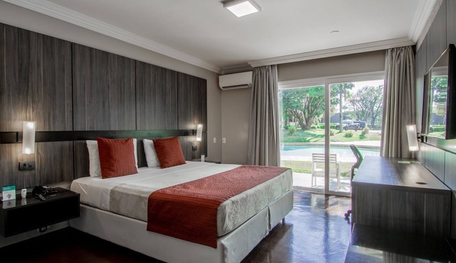 Hotel Deville Express Cascavel