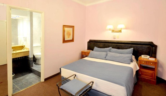 Hotel Muñiz
