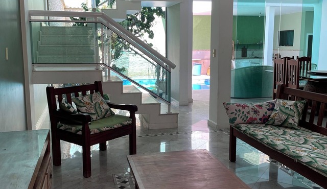 House 3 minutes from Praia do Forte