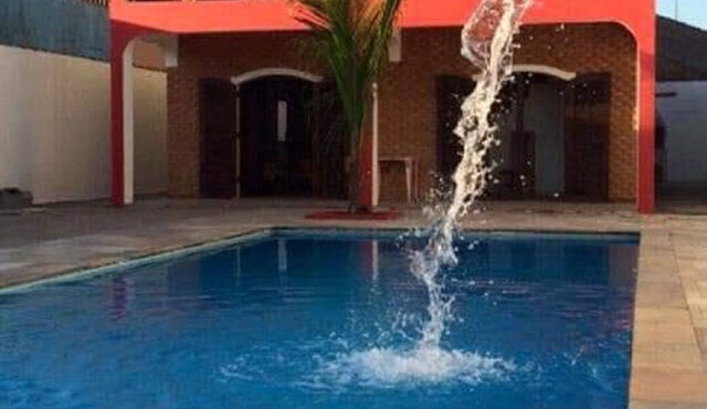 House in Itanhaem (with pool), 80m from the beach. in Raul Cury