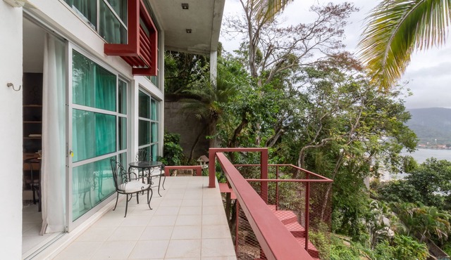 House overlooking Rodrigo de Freitas Lagoon | VR2 in Rio de Janeiro