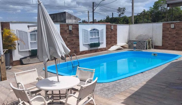 House with pool, Matinhos
